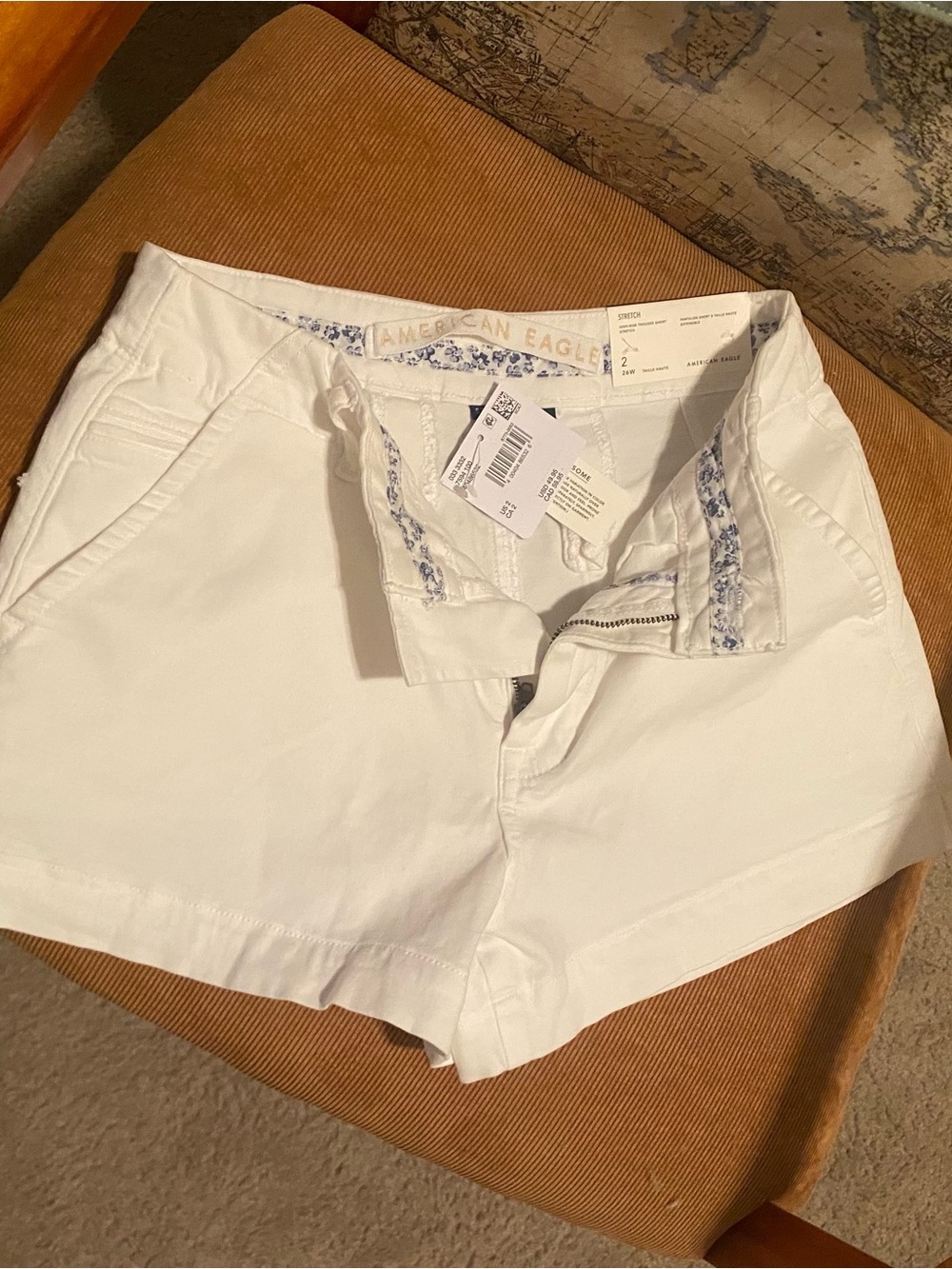 American Eagle White High-Rise Women's Shorts